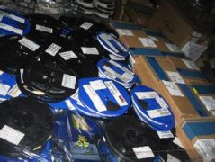 上海闵行手机光板回收，手机覆铜板框边料回收价格图2