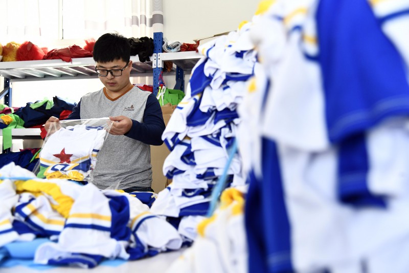 TB2b38TcYZnBKNjSZFhXXc.oXXa_!!3378002866-0-daren