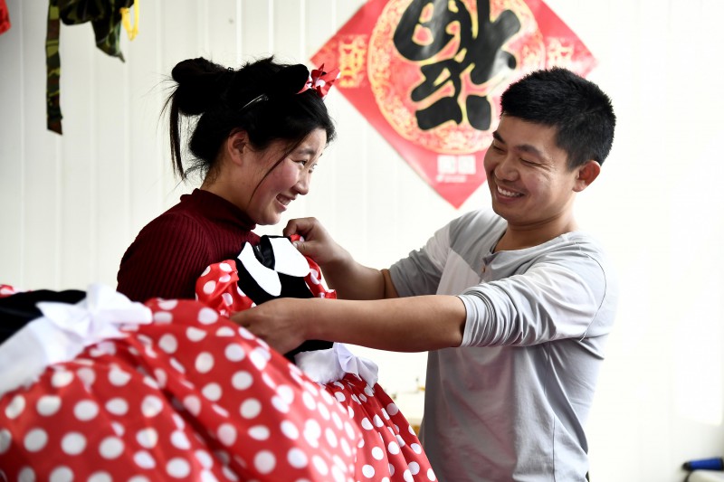 TB2qgquc_XYBeNkHFrdXXciuVXa_!!3378002866-0-daren