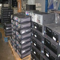 【绿动未来，从“芯”开始】上海报废电脑回收处理站：科技垃圾变身资源宝藏