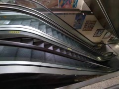 上海回收二手自动扶梯，浦东三菱客梯回收公司图1